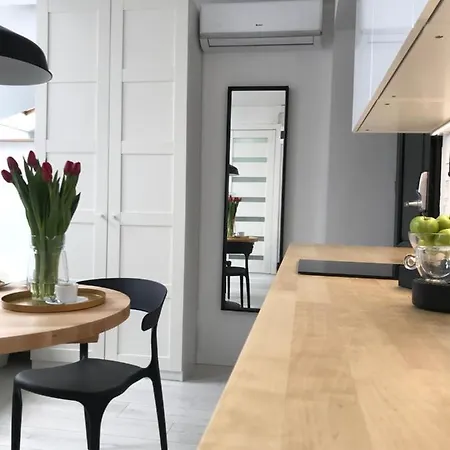 Apartment Terminal - Studio Next To The Main Square Krakau