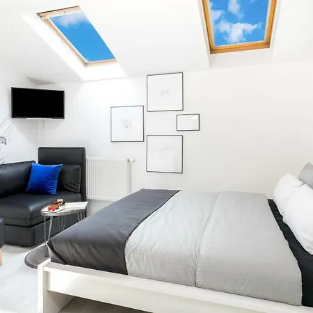 Apartment Terminal - Studio Next To The Main Square *