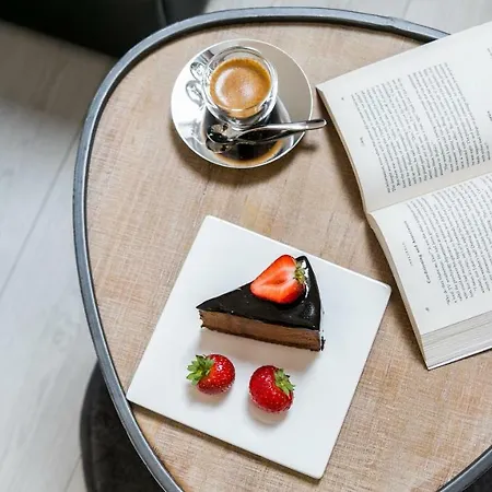 Terminal - Studio Next To The Main Square *