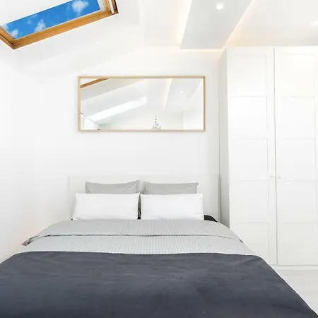 Terminal - Studio Next To The Main Square *